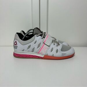 Reebok CrossFit lifter white pink
